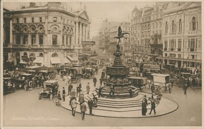 Piccadilly Circus, London von English Photographer